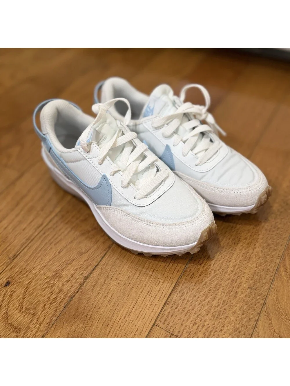 Size 5 US Women’s Nike Waffle Debut 'White Mint Foam Light Blue
